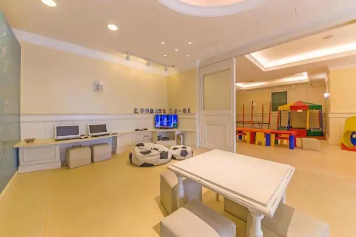 Florianópolis Jurere Internacional Studio Il Campanario מראה חיצוני תמונה